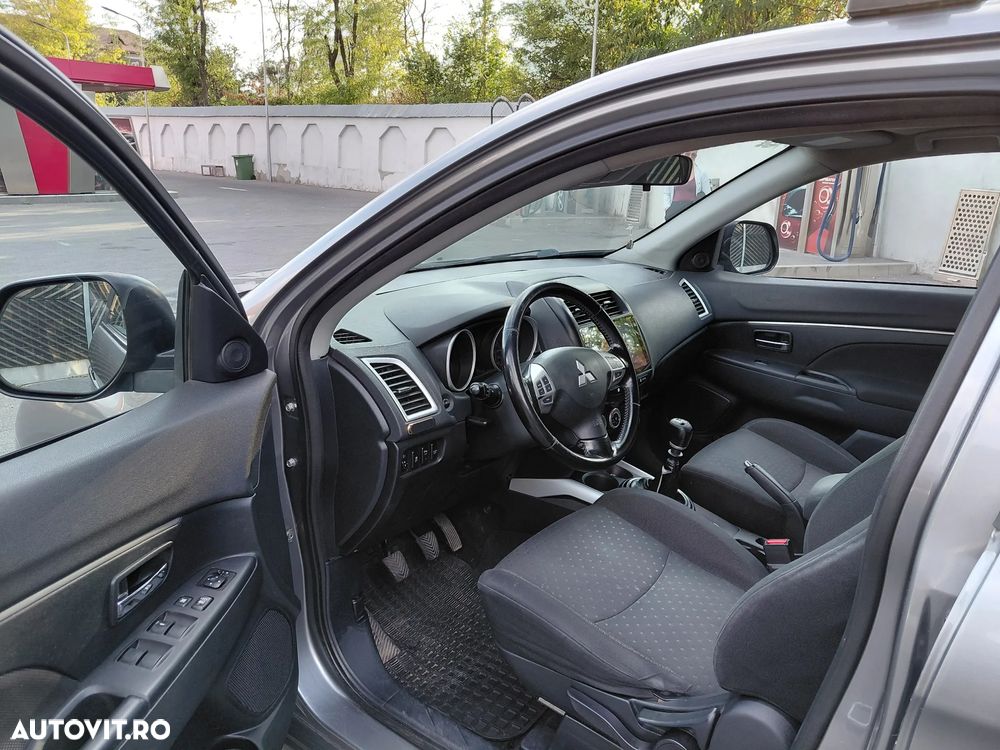 Mitsubishi ASX - 11