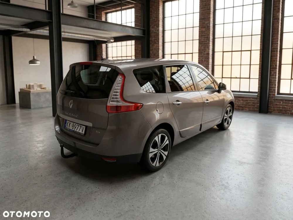Renault Grand Scenic TCe 130 Bose Edition - 8