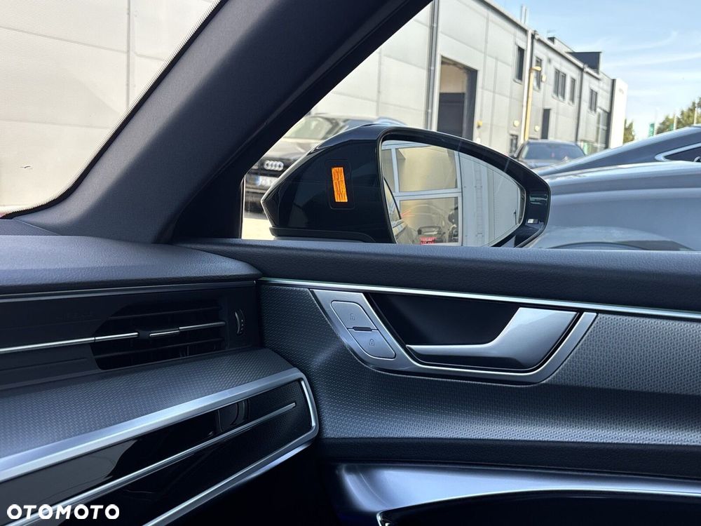 Audi A6 Allroad - 30