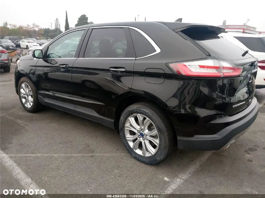 Ford Edge - 5
