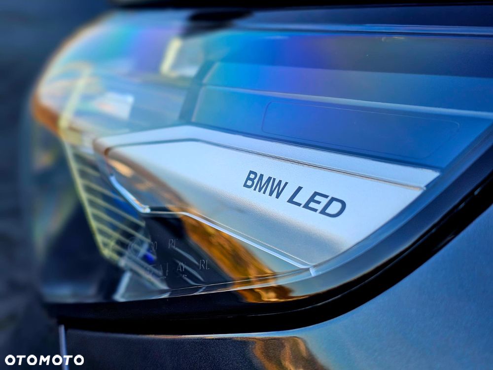 BMW Seria 5 530e xDrive PHEV - 13