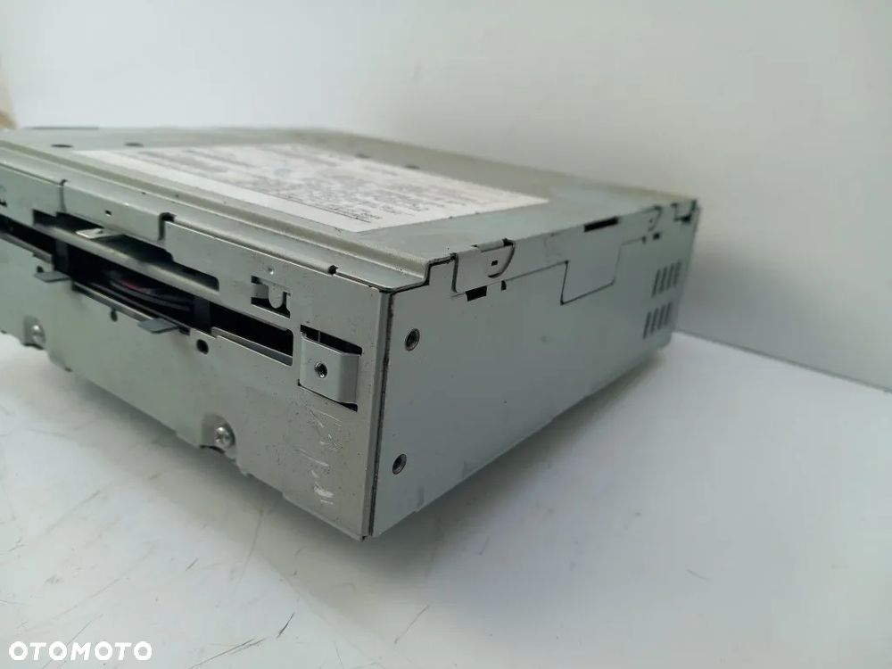 radio fabryczne radioodtwarzacz cd dvd gps volvo s50 v50 2010r 31285824 - 3
