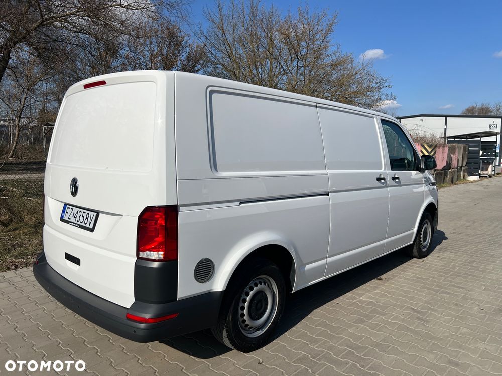 Volkswagen Transporter T6.1 - 14