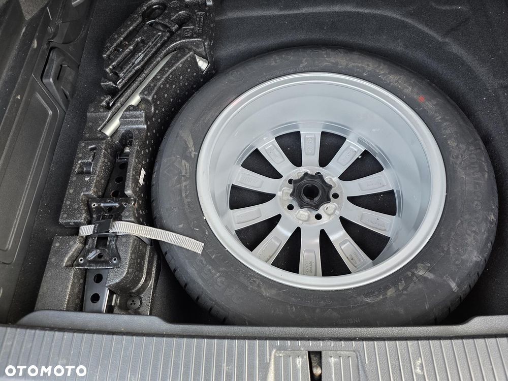 Volkswagen Passat Variant 2.0 TDI BMT 4Mot Highline - 28