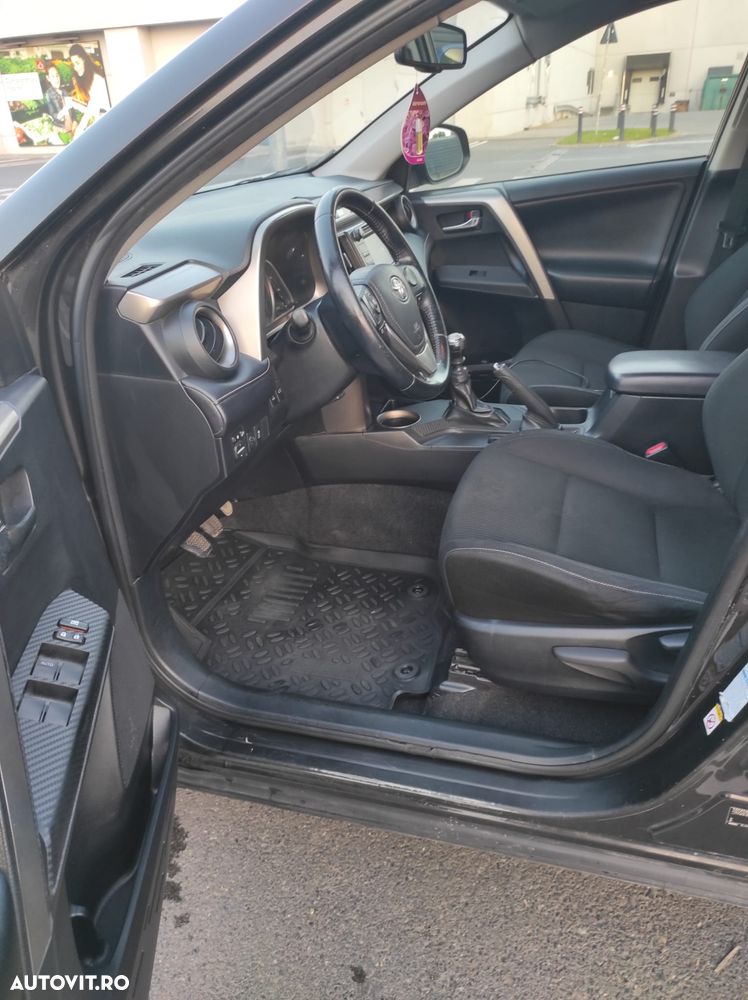 Toyota RAV4 2.0 D-4D 4WD Comfort - 10