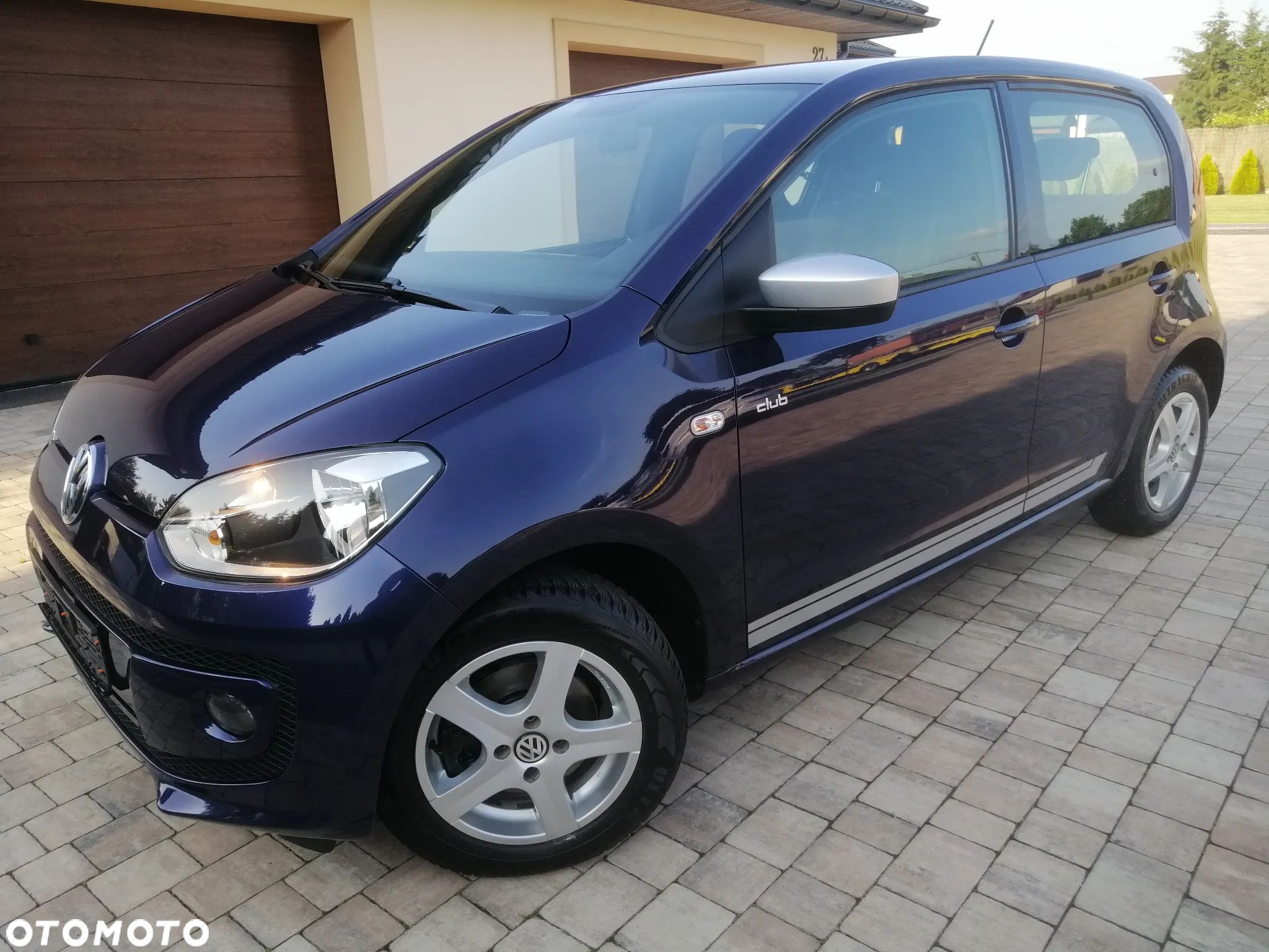 Volkswagen up! club - 1