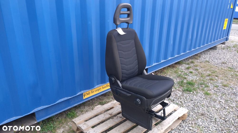 FOTEL PASAŻERA POJEDYNCZY REGULOWANY IVECO DAILY 14- NO 126/197 - 3