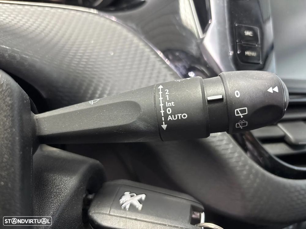 Peugeot 208 1.6 BlueHDi Active - 23