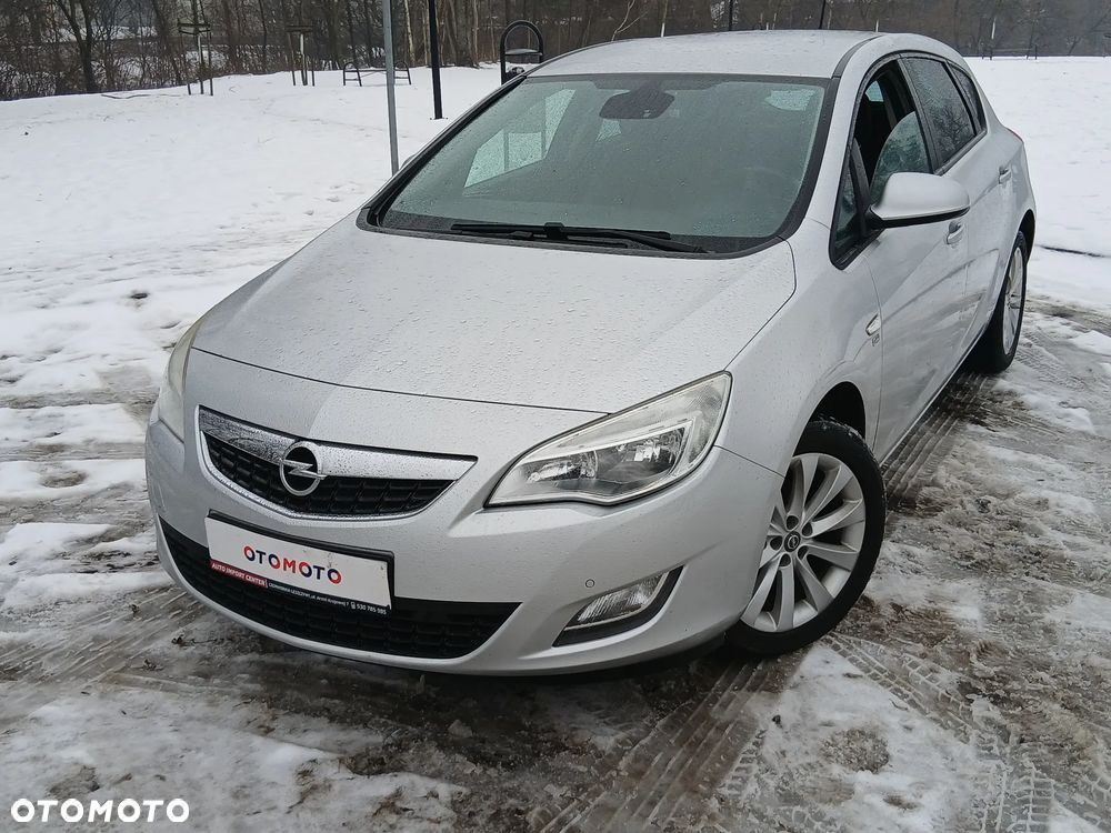 Opel Astra 1.4 Turbo 150 Jahre - 1