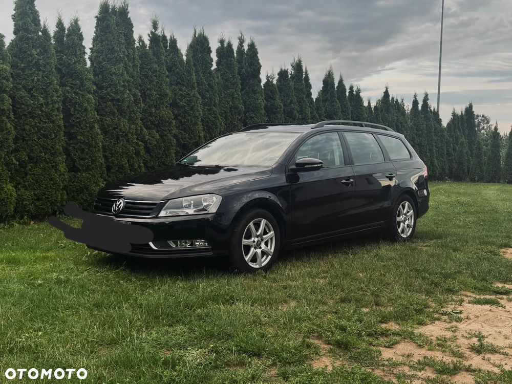 Volkswagen Passat - 12