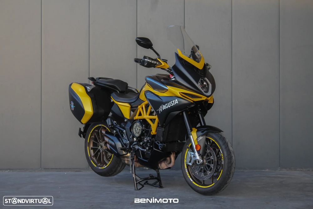 MV Agusta Turismo Veloce Lusso