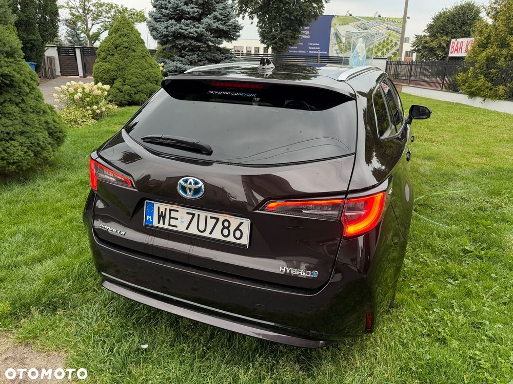 Toyota Corolla 1.8 Hybrid Selection - 10