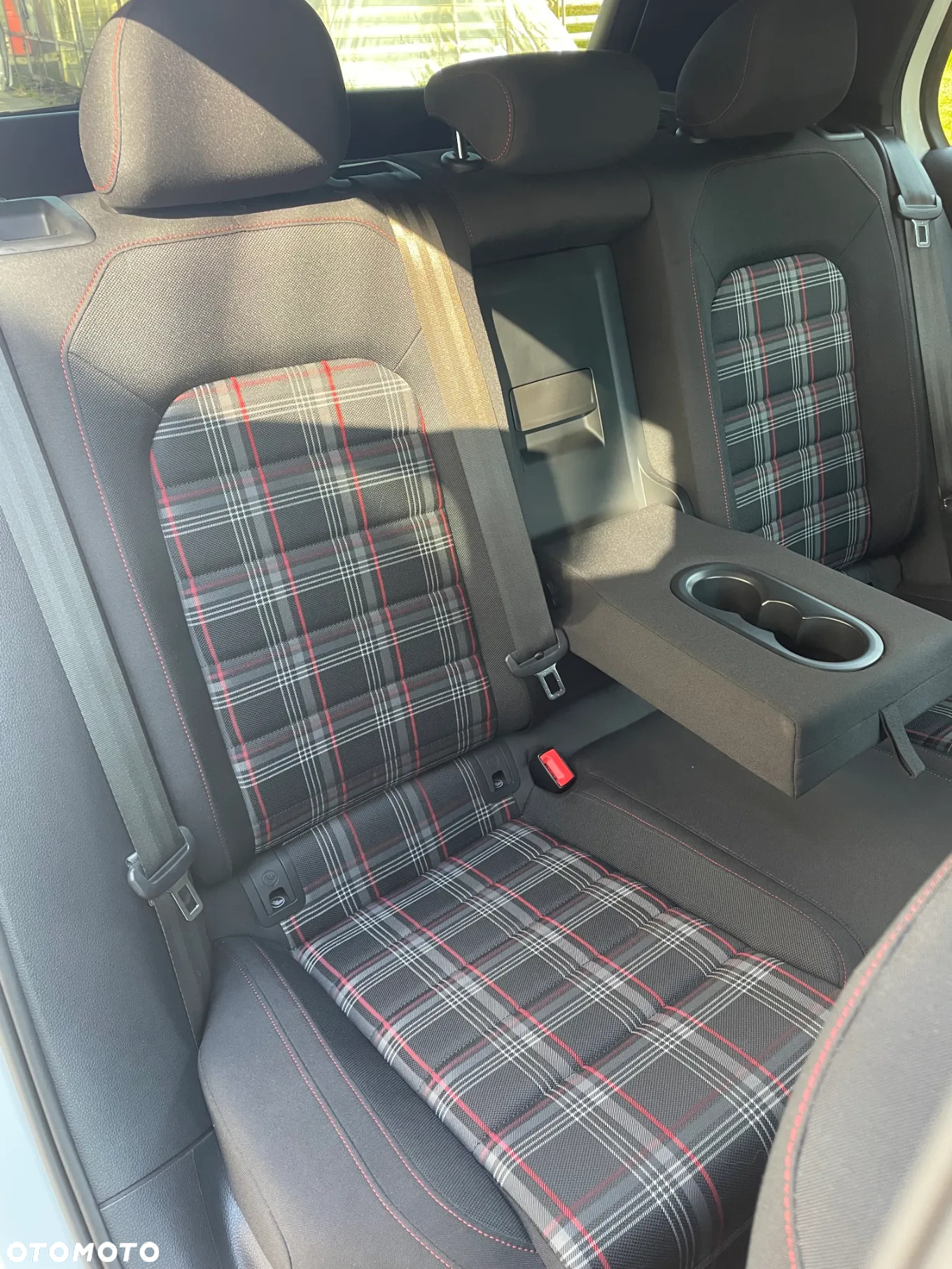 Volkswagen Golf VII 2.0 TSI BMT GTI Performance - 16