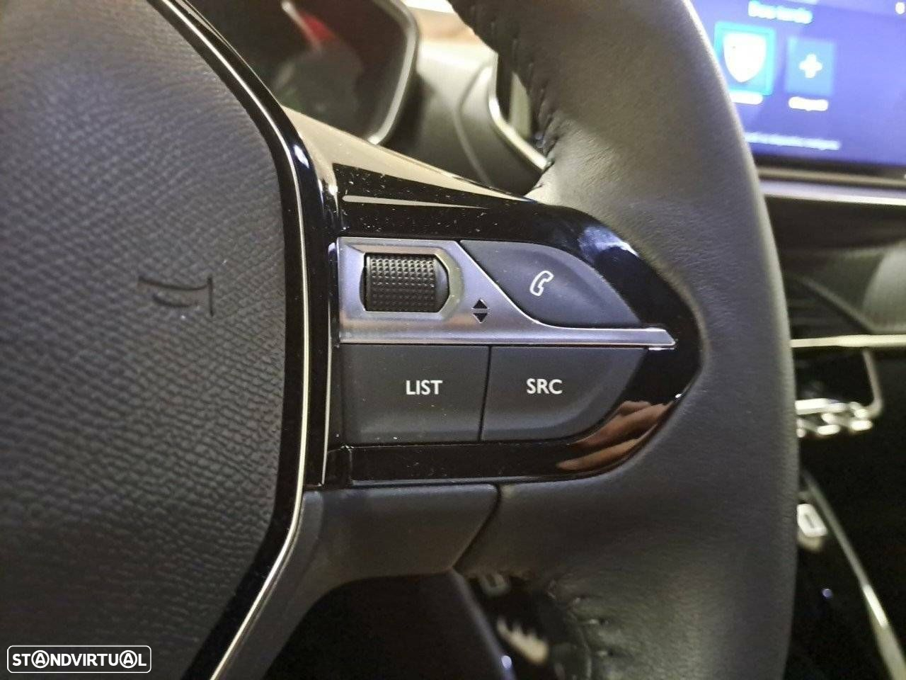 Peugeot e-2008 54 kWh Active - 17
