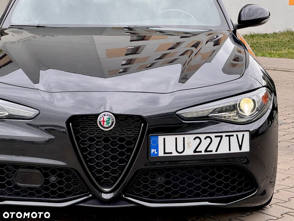 Alfa Romeo Giulia 2.0 Turbo 16V AT8 Veloce - 9
