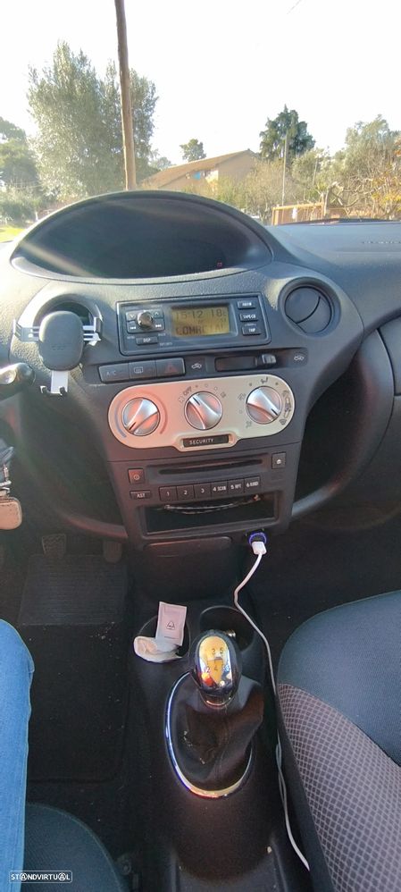 Toyota Yaris 1.0 Terra AC - 9