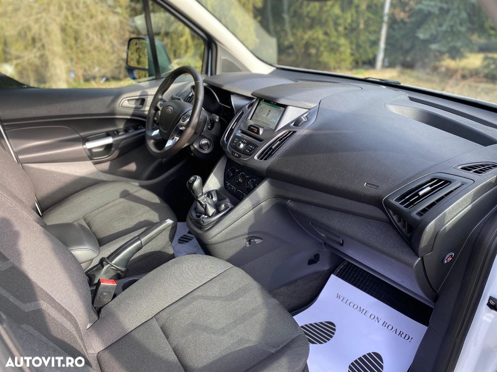 Ford Tourneo Connect Grand 1.5TDCi Start/Stop Titanium - 17