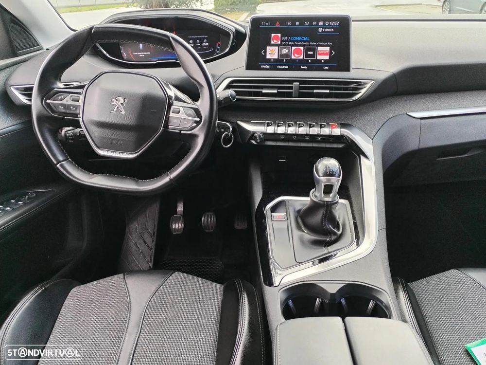 Peugeot 5008 1.5 BlueHDi Allure Pack - 15