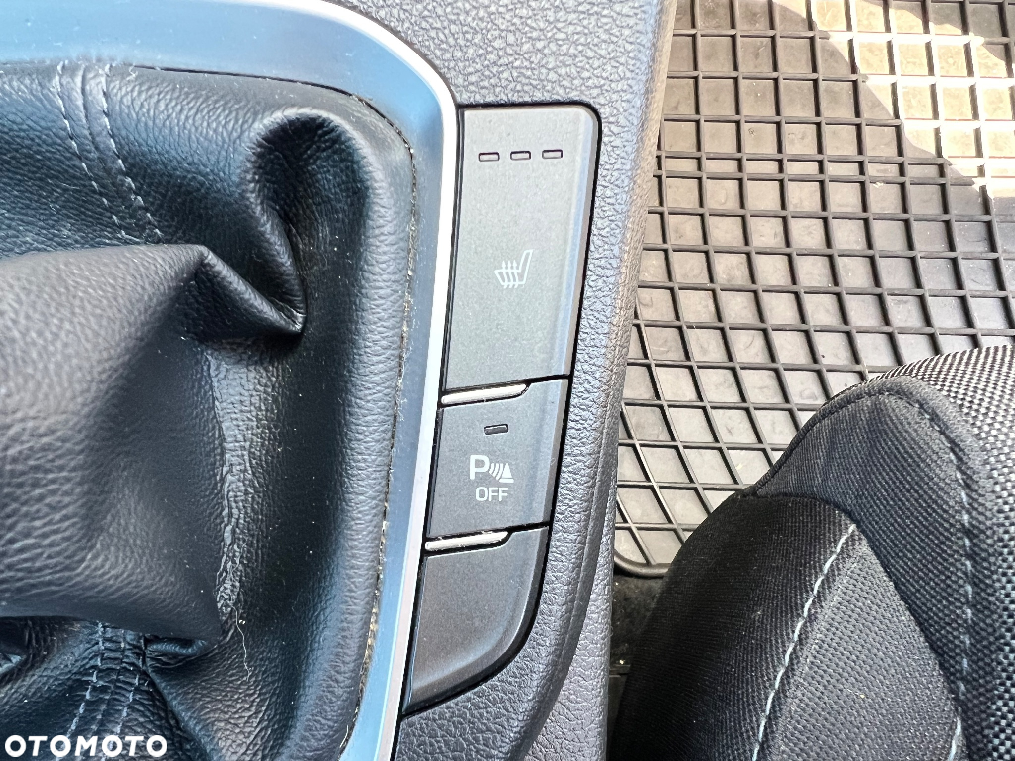 Hyundai i30 1.5 DPI Smart - 36