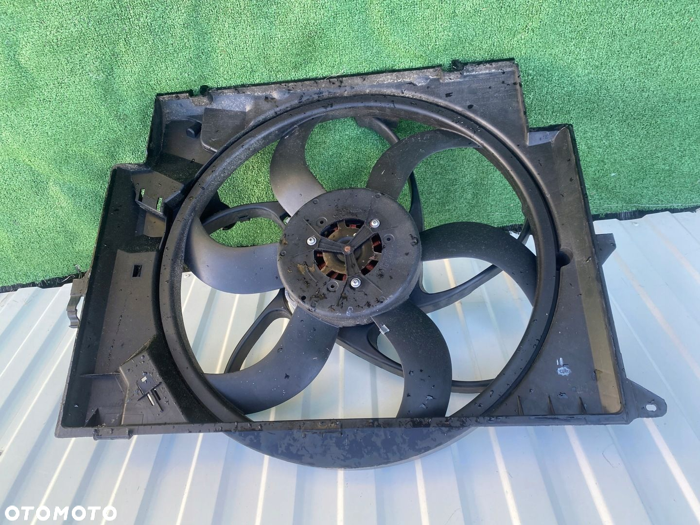 WENTYLATOR chłodnicy BMW 3 E90 E91 7588974 - 3