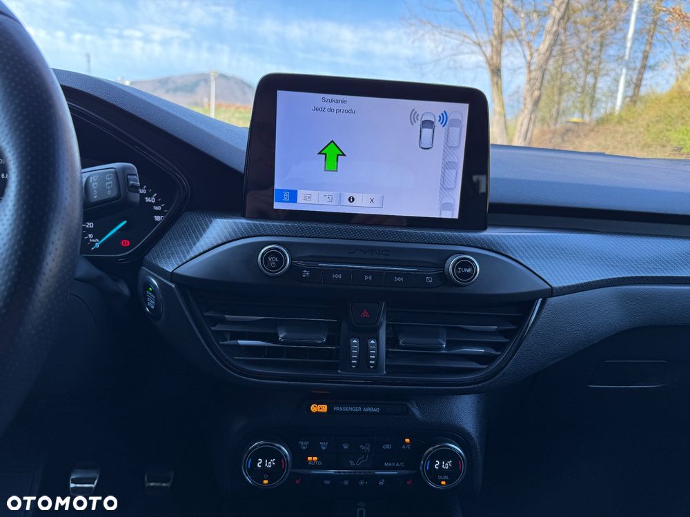 Ford Focus 1.5 EcoBoost STart-Stopp-System ST-LINE - 21