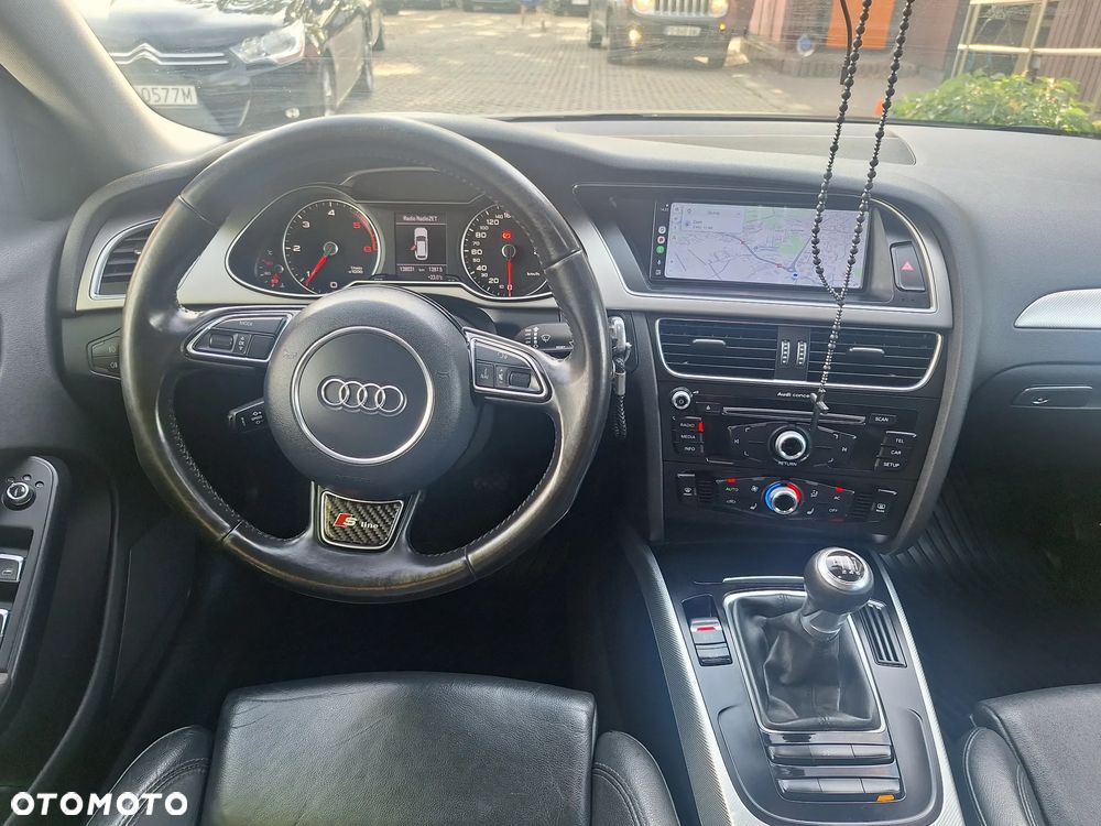 Audi A4 Avant - 19