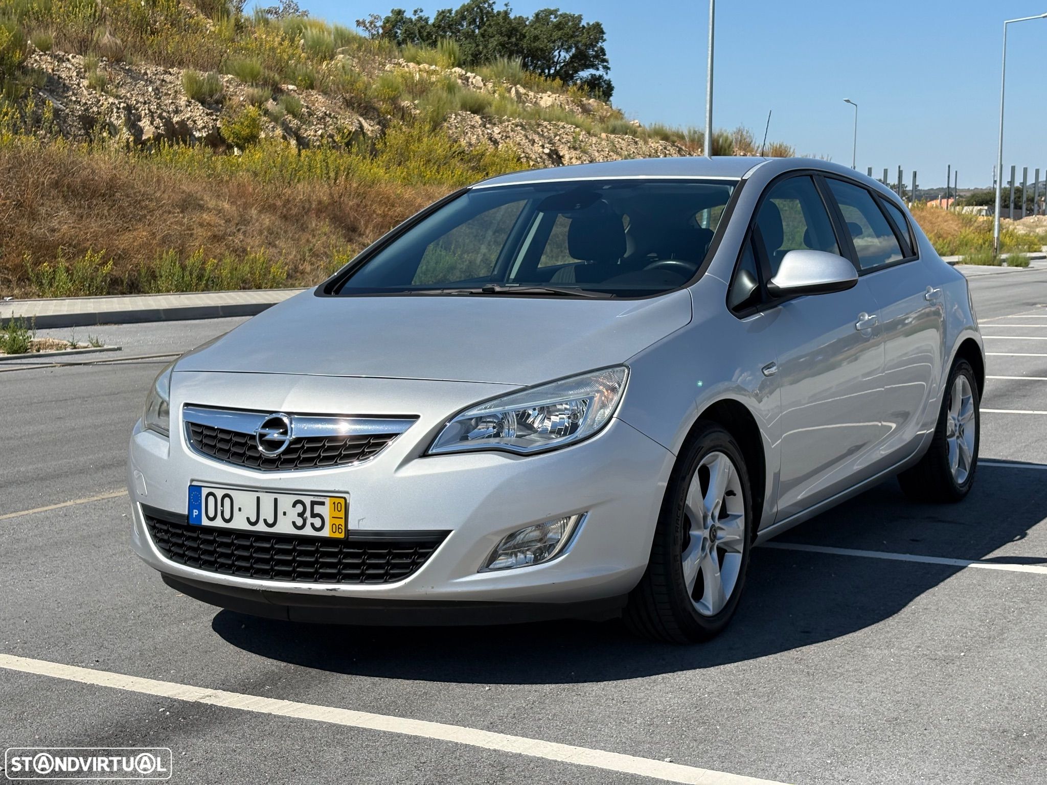 Opel Astra 1.3 CDTi Enjoy S/S 104g - 1