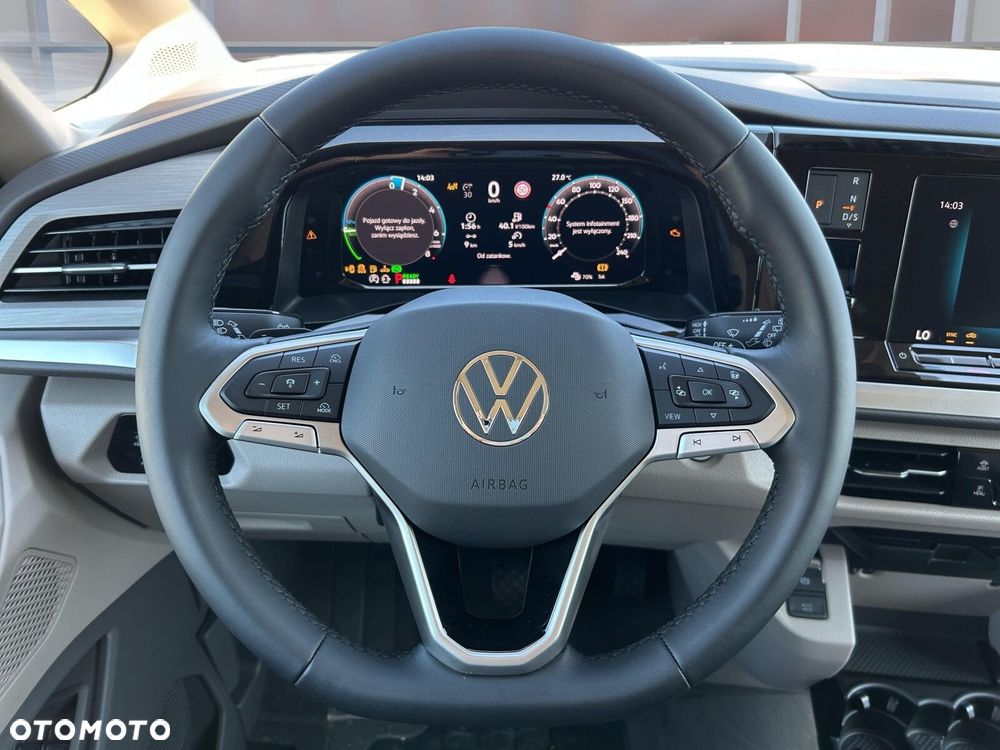 Volkswagen Multivan - 22