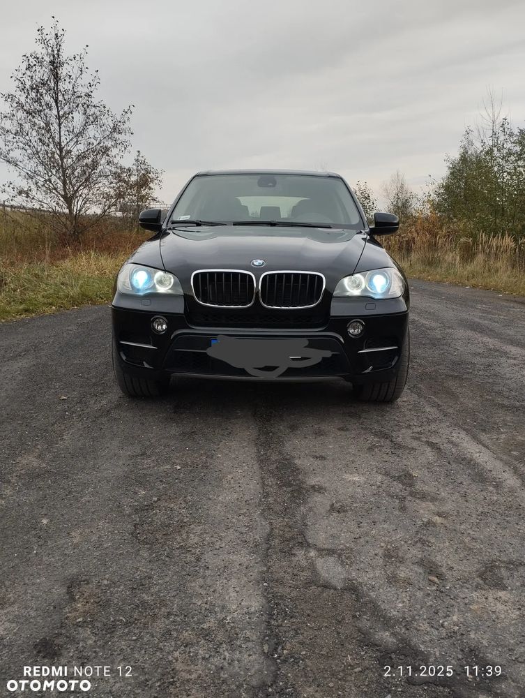 BMW X5 5.0i xDrive - 1