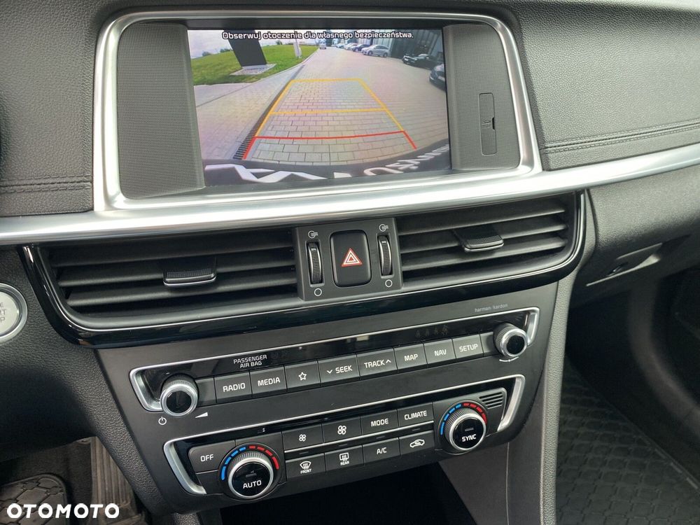 Kia Optima - 24
