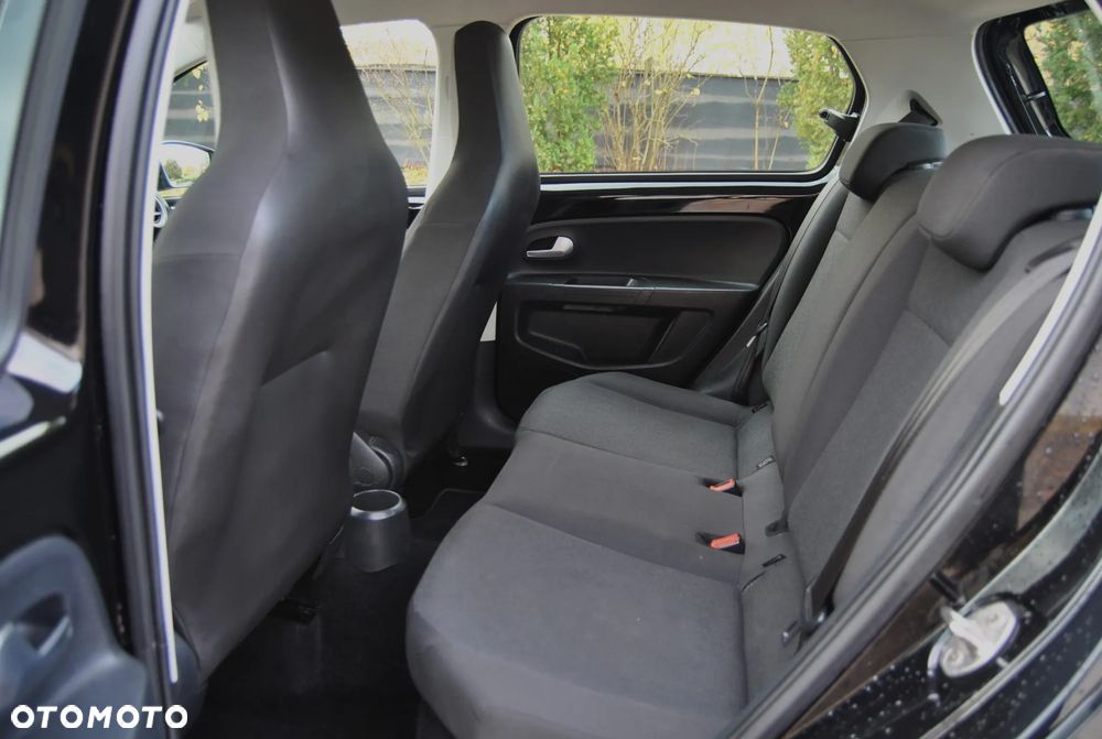 Volkswagen up! - 6