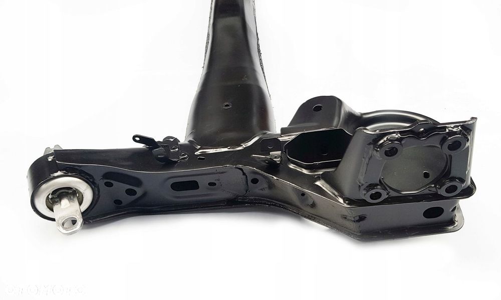 Tylna belka Peugeot 308 II 2013-2021, 3008 II SUV, 5008 II 2016 - - 8