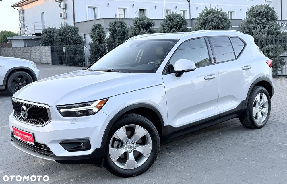 Volvo XC 40 T5 AWD Momentum Pro - 18