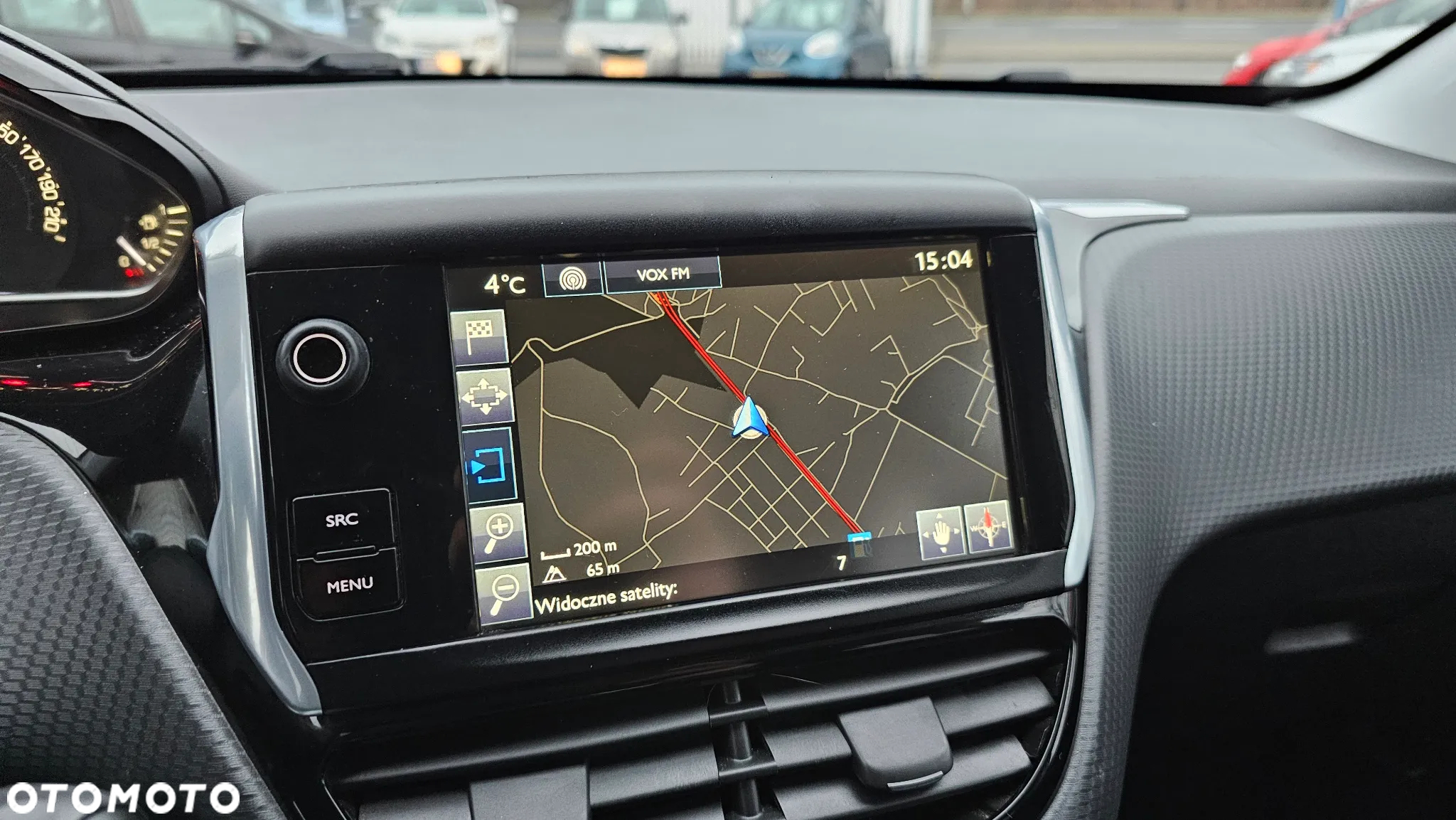 Peugeot 2008 1.2 Pure Tech Allure S&S - 15
