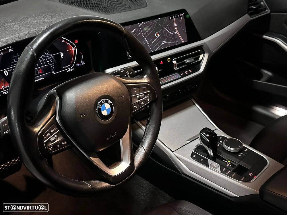 BMW 318 d Touring Line Sport Auto - 6