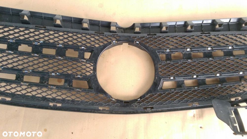 GRILL ATRAPA B-KLASA LIFT 14- W246 A246 LADNA - 9