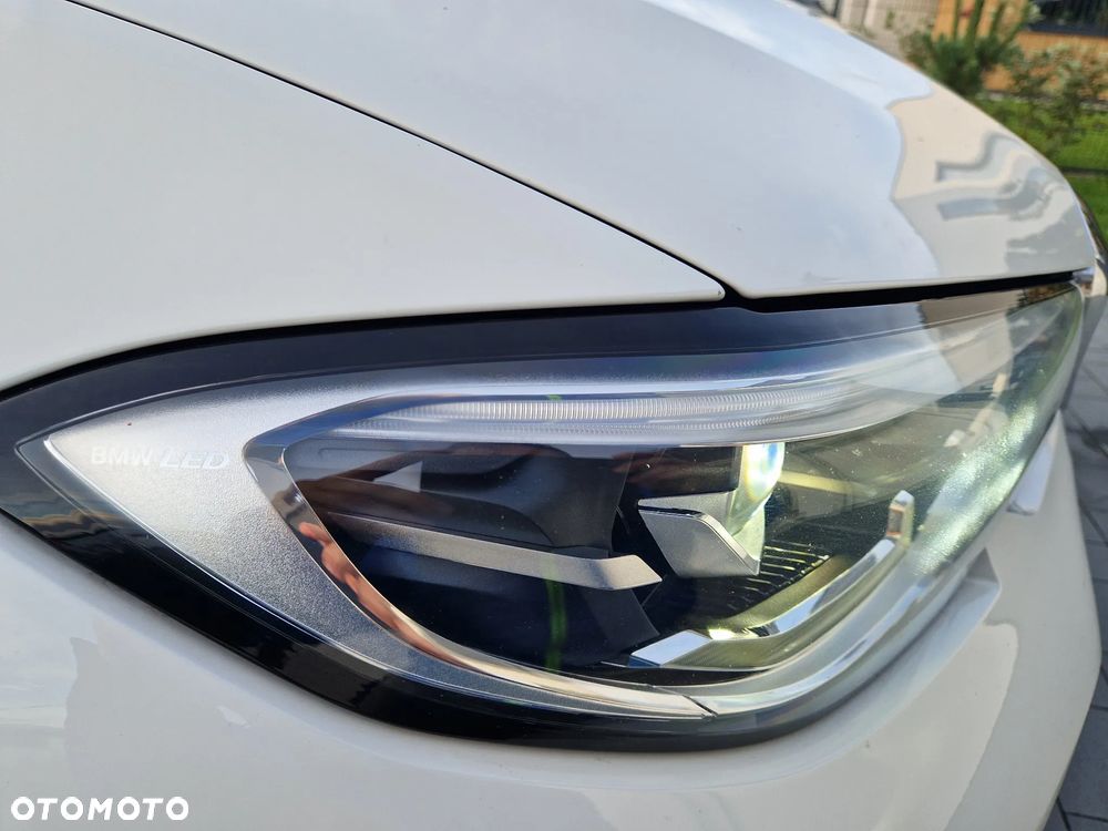 BMW Seria 3 318d Sport Line - 26