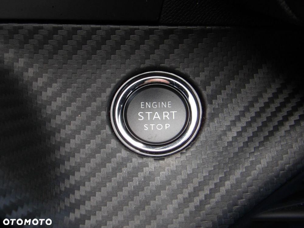 Peugeot 2008 1.2 PureTech Allure S&S EAT8 - 11