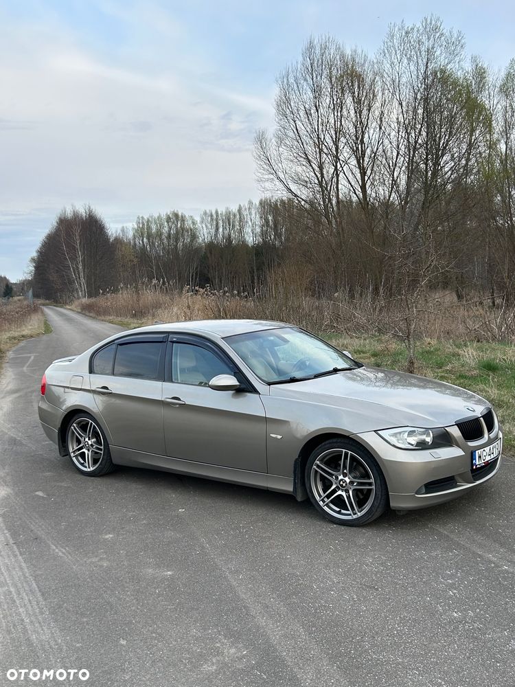 BMW Seria 3 320i Edition Sport - 6