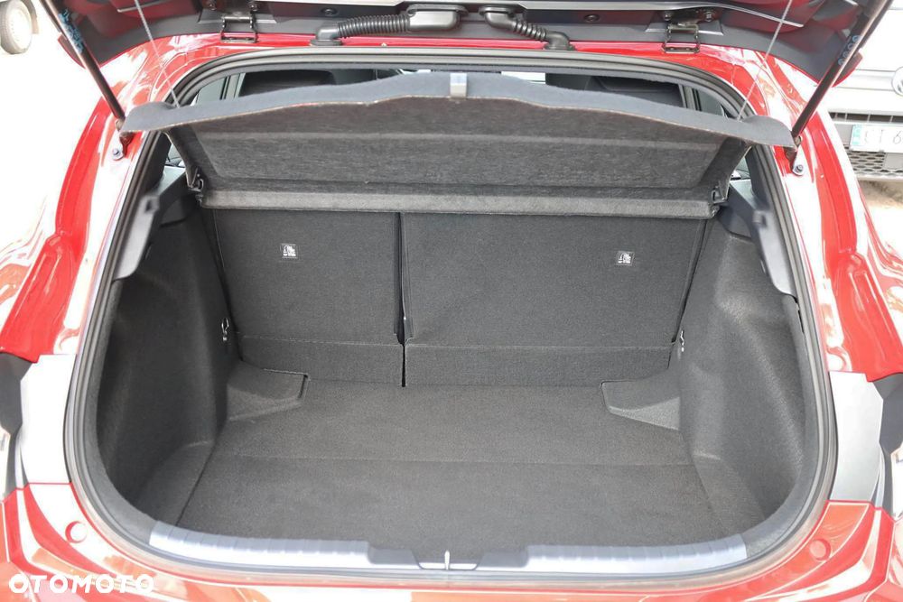 Toyota Corolla 1.8 Hybrid Comfort - 36