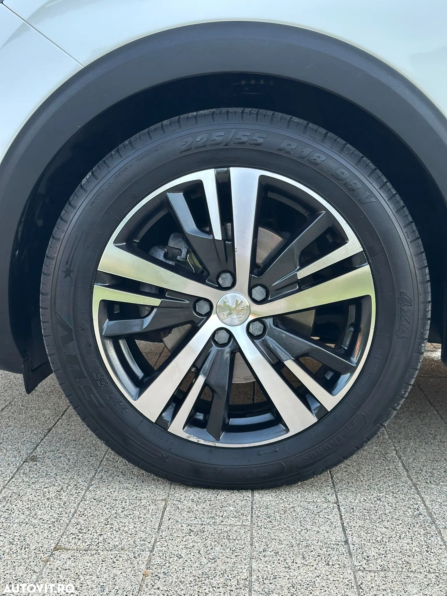 Peugeot 3008 BlueHDi 130 Stop & Start EAT8 Allure Business-Paket - 29