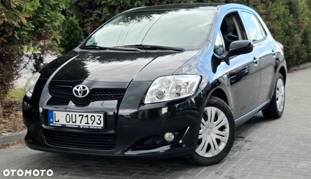 Toyota Auris 1.6 VVT-i Executive - 2