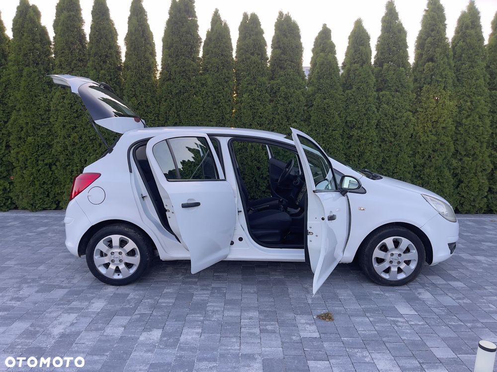 Opel Corsa - 11