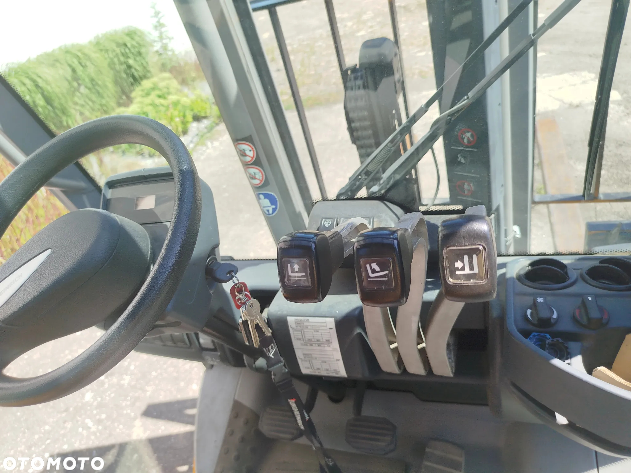 Jungheinrich TFG 320 - 3