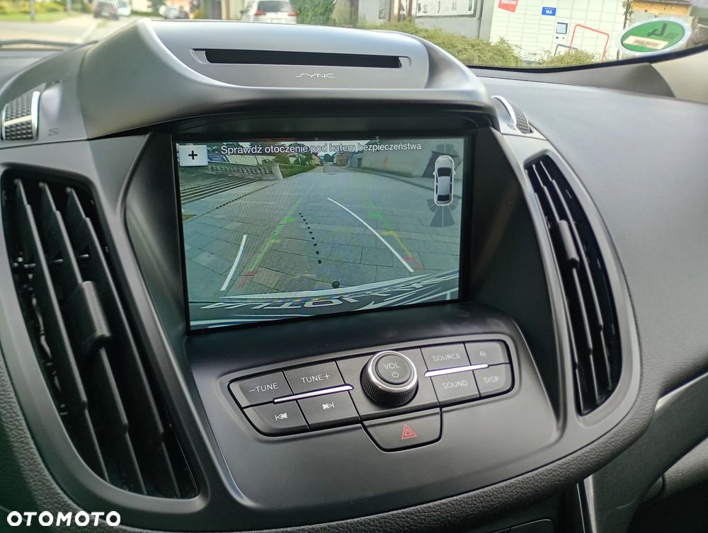 Ford Kuga 1.5 EcoBoost 2x4 Titanium - 34