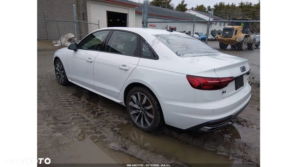 Audi A4 Limousine 40 TFSI S tronic S line - 7