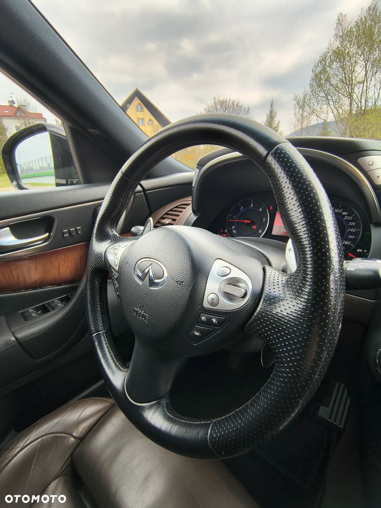 Infiniti FX FX30d S Premium - 27