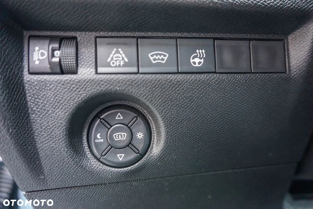 Citroën C4 1.2 PureTech Shine S&S EAT8 - 24