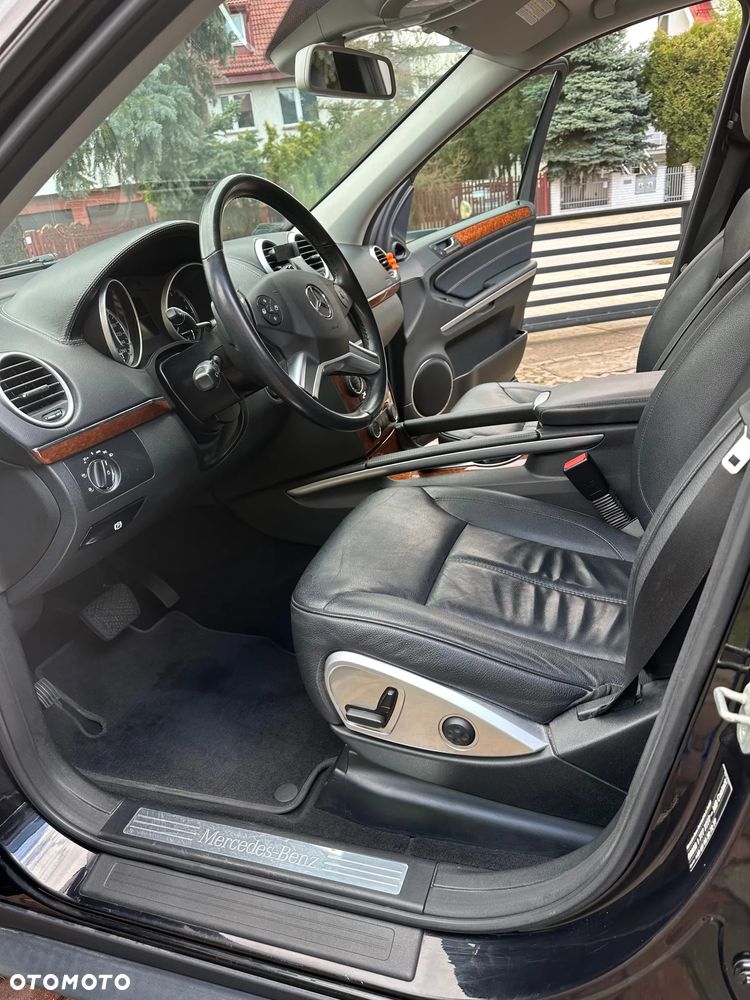 Mercedes-Benz GL 350 CDI DPF 4Matic BlueEFFICIENCY 7G-TRONIC - 17