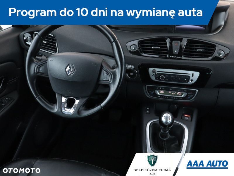 Renault Grand Scenic - 9